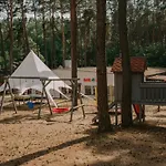 Domki Charzykowy Lodge
